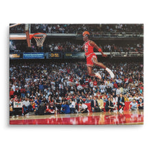 Load image into Gallery viewer, Jordan Free throw Dunk
